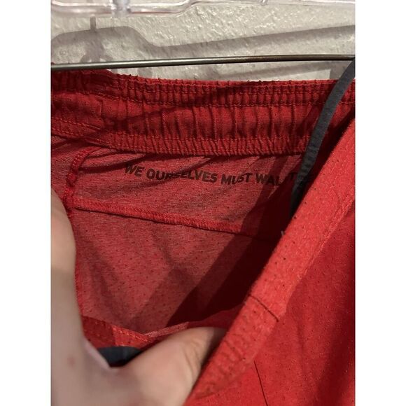 Rhone Athletic Shorts Perforated Red Men's Large Drawstring Pockets - Picture 2 of 9